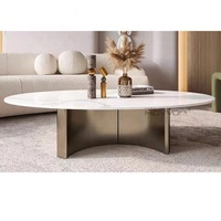 Tables basses de luxe modernes avec plateau en marbre et base irrégulière, en teck d'excellente qualité, meubles pratiques pour salon, style ferme et école