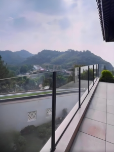 Nóng bán rắn bàn phẳng Tops Màn hình hiển thị 2mm-19mm rõ ràng Tempered Kính hàng rào tấm lợp ban công phao thủy tinh - Product Image 3