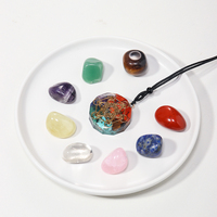 Vente en gros Best-seller boîte-cadeau de minerai de pierre brute naturelle avec sept couleurs de cristal de guérison ensemble pour cadeau décoration de la maison