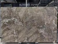 Dalle de quartzite Kosmus du Brésil, quartzite gris argenté naturel à veines fluides pour plan de travail de cuisine et revêtement mural de luxe