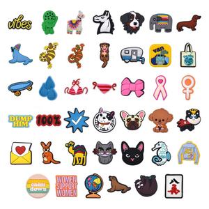 Sabot de même style du concepteur 3d nouveau drapeau personnalisé Jibbitzed décoration sandale animal chaussure charme - Product Image 2