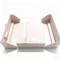 Boîte à parfum rigide de luxe UV, personnalisable, en matériaux recyclés, avec double porte magnétique, laminage mat et gaufrage, de forme carrée, exquise