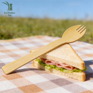 Forchettina/Cucchiaio in Bambù Ecologico Biodegradabile per Neonati, Anti-Soffocamento, Monouso, per Purè e Pasta di Riso - Product Image 1