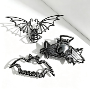 Pinces à cheveux en alliage Halloween, grandes pinces requin motif chauve-souris, crâne, étoile, barrettes gothiques pour femmes, accessoires de cheveux pour cosplay et fête - Product Image 1