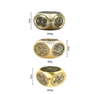 Spinner de Latón Duradero de Seis Caras, Juguete de la Suerte para Niños, Juguete de Aleación Metálica para Jugar - Product Image 3