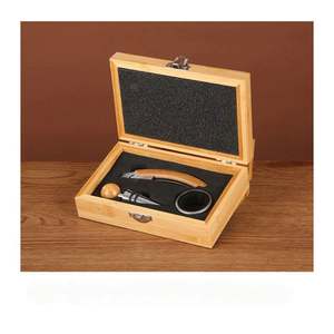 Ensemble cadeau d'accessoires à vin en bambou recyclable fait main personnalisé - Outils à vin en bambou pour les amateurs de vin - Product Image 3
