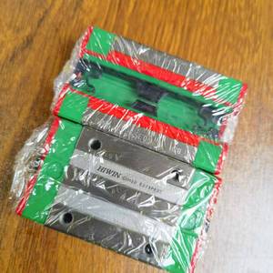 Blocs linéaires carrés QHH20CA, composants en acier à haute teneur en carbone avec roulement, faible bruit pour systèmes automatiques - Product Image 2