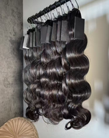 Extensions de cheveux humains naturels indiens ondulés, épais, doux, soyeux, de haute qualité, tissées à la machine