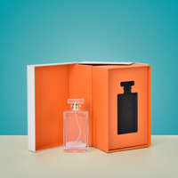 Boîte cadeau personnalisée de présentation de parfum cosmétique de luxe par stratification brillante et design à la mode