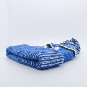Gorros de Punto Jacquard Personalizados al por Mayor con Varios Logotipos, Gorros con Pompón 100% Acrílico, Diseños OEM ODM, Gorros Cálidos para Invierno - Product Image 3