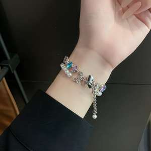 Bracelets de montre <span class=keywords><strong>pas</strong></span> <span class=keywords><strong>cher</strong></span> 40mm 41mm 45mm <span class=keywords><strong>Bracelet</strong></span> de montre réglable en acier inoxydable <span class=keywords><strong>Bracelet</strong></span> de montre pour femme avec perles de cristal colorées - Product Image 4