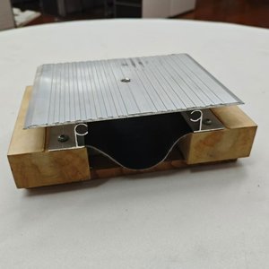 Copertura del giunto di espansione della pavimentazione in alluminio per il giunto di espansione della costruzione - Product Image 6