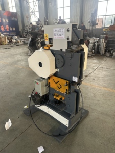 Vente directe d'usine de machines intégrées de découpe et de poinçonnage pour acier cornière et acier profilé, et de machines de découpe et de cisaillement - Product Image 2
