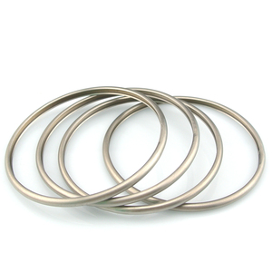 Anneau en C métallique de qualité industrielle DLSEALS pour le traitement des semi-conducteurs et les systèmes à vide poussé – Solution d'étanchéité – Usine chinoise - Product Image 1