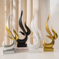 Moderne Abstrait Flamme Résine Sculpture Figure Bureau Étude Meubles Décoration Cadeau Résine Artisanat pour La Maison