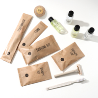 Kit d'articles de toilette personnalisés certifiés FDA pour hôtels : shampoing, gel douche format voyage, ensemble de produits de toilette portables ou kit d'articles de toilette pour hôtel