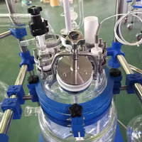 Réacteur en verre à double paroi personnalisé avec châssis en acier inoxydable, capacité 10L-100L, pompe à pression motorisée, ISO CE ATEX