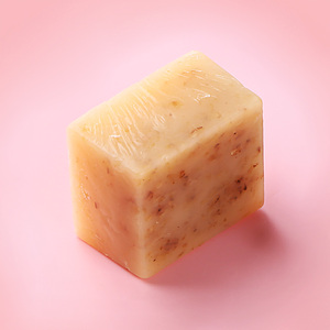 Savon Solide Artisanal OEM Bio Végétalien Naturel aux Herbes à l'Avoine Format Voyage Blanchissant Nettoyant Basique Parfumé Pour Tous Types de Peau - Product Image 4