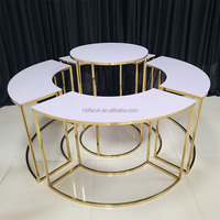 FURUN Hôtel Décoration De Mariage Location D'événement Glod Cadre En Acier Inoxydable Blanc Top Table 3 Niveau Rond Gâteau Stand