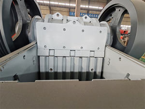 Trituradora de impacto de piedra Trituradora de mandíbula de roca usada a la venta Trituradora de hormigón - Product Image 4