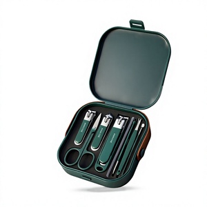 Ensemble de coupe-ongles en plastique compact et portable, résistant aux éclaboussures, 8 pièces ; logo personnalisé via sérigraphie, ensemble de couleurs, manucure/pédicure - Product Image 1