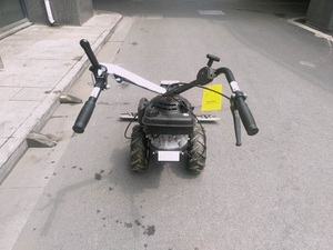 Gemakkelijk te bedienen landbouw grasmaaier op benzine, duwmaaier, zelfrijdende grasmaaier voor heuvelachtige gebieden - Product Image 2