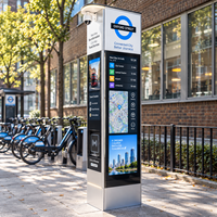 Panneau d'affichage électronique moderne pour arrêt de bus, alimenté à l'énergie solaire, avec logiciel Cloud durable et construction résistante aux intempéries