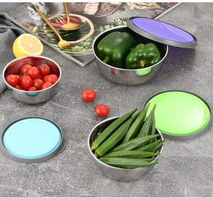 Recipiente de Almacenamiento de Alimentos de Acero Inoxidable con Tapa de Silicona - Product Image 3