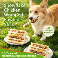 Bâtonnets de viande de poulet enrobés de peau de bœuf pure en forme de flocon de neige pour chiens – Riches en protéines, à mâcher, soulagent l'ennui et réduisent les comportements destructeurs – Approvisionnement direct usine