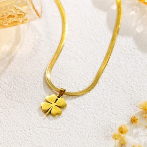 Colliers pendentifs cœur en acier inoxydable couleur or, chaîne vague d'eau, unisexe, tendance, pour festivals et soirées – Nouveauté INS très prisée - Product Image 2