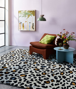 Alfombra de Lana de Nueva Zelanda Hecha a Mano por Diseñadores Elegantes, Alfombra Contemporánea para Dormitorio, Sala de Estar y Pisos de Hoteles - Product Image 1