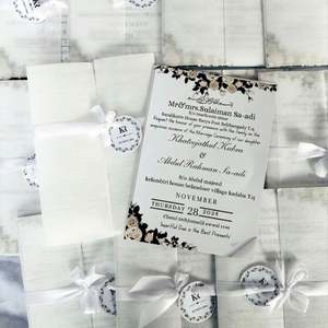 Suite d'invitations de mariage de style classique avec logo et texte personnalisés, idéale pour les petites entreprises, les détaillants et les clients B2B - Product Image 2