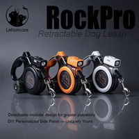 Laisse rétractable multifonctionnelle LED 5-en-1 pour chien, 16 pieds, avec SOS, sifflet électronique et sac à excréments pour grands chiens jusqu'à 50 kg