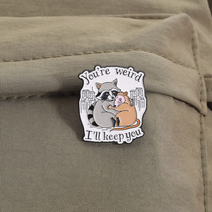 Anda aneh saya akan membuat Anda Enamel Pin lucu Raccoon Opossum bros Lapel lencana perhiasan hadiah untuk teman-teman - Product Image 3