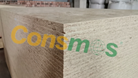 Panneaux OSB2 en stock d'usine 1220 x 2440 mm, diverses épaisseurs, vente en gros pour l'emballage de meubles et la décoration intérieure