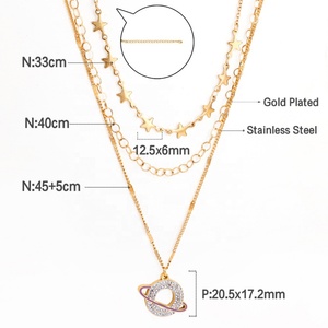 Collier pendentif Saturne en zircon plaqué or 18 carats en acier inoxydable pour femmes, collier tendance à plusieurs couches, trois couches - Product Image 2