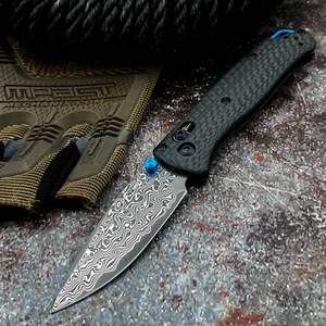 Oferta Especial: Navaja Plegable Benchmade 535-3 Bugout, Acero de Damasco, Mango de Fibra de Carbono, Envío Rápido desde EE. UU., Navaja de Bolsillo EDC para Exteriores - Product Image 1