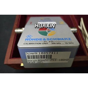 Unidad de Calibración Rohde & Schwarz R&S ZV-Z53: 300 kHz - 18 GHz Usada hx1 - Product Image 2