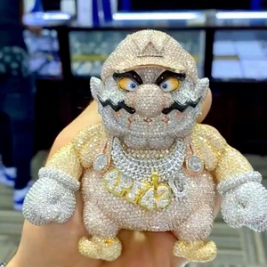 Colgante de Lujo de Plata de Ley 925 con Moissanita Totalmente Incrustada, Diseño Angry Wario, Colgante de Dibujos Animados, Colgante para Raperos, Dvars Diamond - Product Image 1