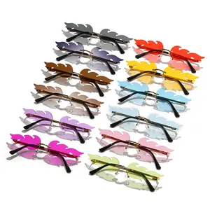 All'ingrosso Wave Rimless stretto Retro UV400 Streetwear Eyewear frameless Funny Halloween Love Heart Tears occhiali da sole per la festa