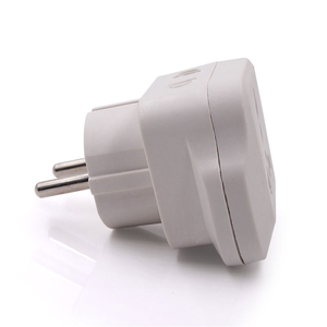 Adattatore da Viaggio Certificato CE per Spina UK/EU a 3 Pin Quadrati e 2 Pin, Convertitore di <span class=keywords><strong>Corrente</strong></span> 10A, Materiale ABS, <span class=keywords><strong>Islanda</strong></span> - Product Image 4