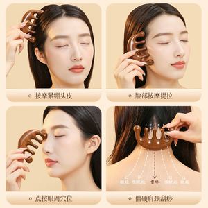 Peigne de massage portable en bois de santal naturel à cinq griffes pour la thérapie des méridiens du cuir chevelu, coiffure et relaxation - Product Image 4