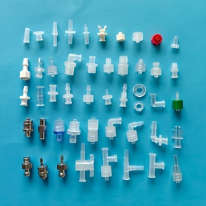 Raccord de tuyau réducteur droit à barbelures en plastique avec extrémité à barbelures - Product Image 6