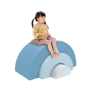 Arcobaleno ad arco scalatore ad alta densità di poliuretano espanso per bambini Soft Play attrezzature per strisciare al coperto Tunnel per uso domestico
