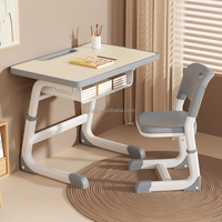 Ensemble de bureau et chaise scolaire individuels modernes et confortables en métal pour l'étude et la formation des enfants