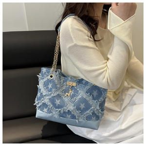 Bolso de mano a cuadros de moda para mujer, novedad de verano, bolso de hombro de gran capacidad, bolso para axilas - Product Image 4