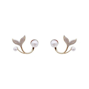 Boucles d'oreilles clous coréennes scintillantes en zircon et perles queue de poisson pour femme – Tendance et élégantes, boucles d'oreilles diamantées originales - Product Image 5