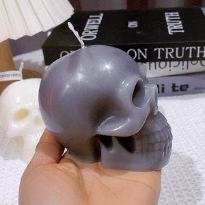 TOOWIN Halloween Skull <b>Candles</b>, <b>Funny</b> And Scary Handmade Gift Ornaments, Skull-Shaped Scented <b>Candles</b> - Product Image 2
