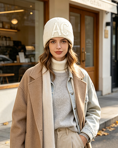 <span class=keywords><strong>Bonnet</strong></span> d'hiver unisexe en acrylique chaud et uni, tricoté gaufré, style vintage et sportif, avec étiquette tissée personnalisée pour la vente en gros - Product Image 3
