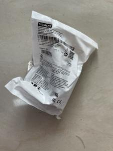 Interruptor de Interbloqueo Siemens 3SU1000-5BC01-0AA0 - Product Image 1